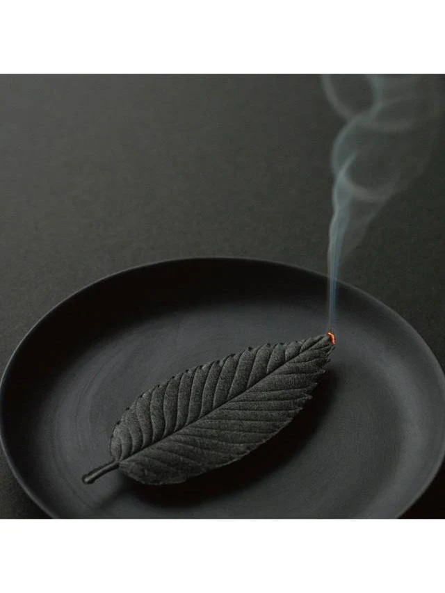 HA KO BLACK PAPER INCENSE - FOCUS (SET OF 6) - Image 3