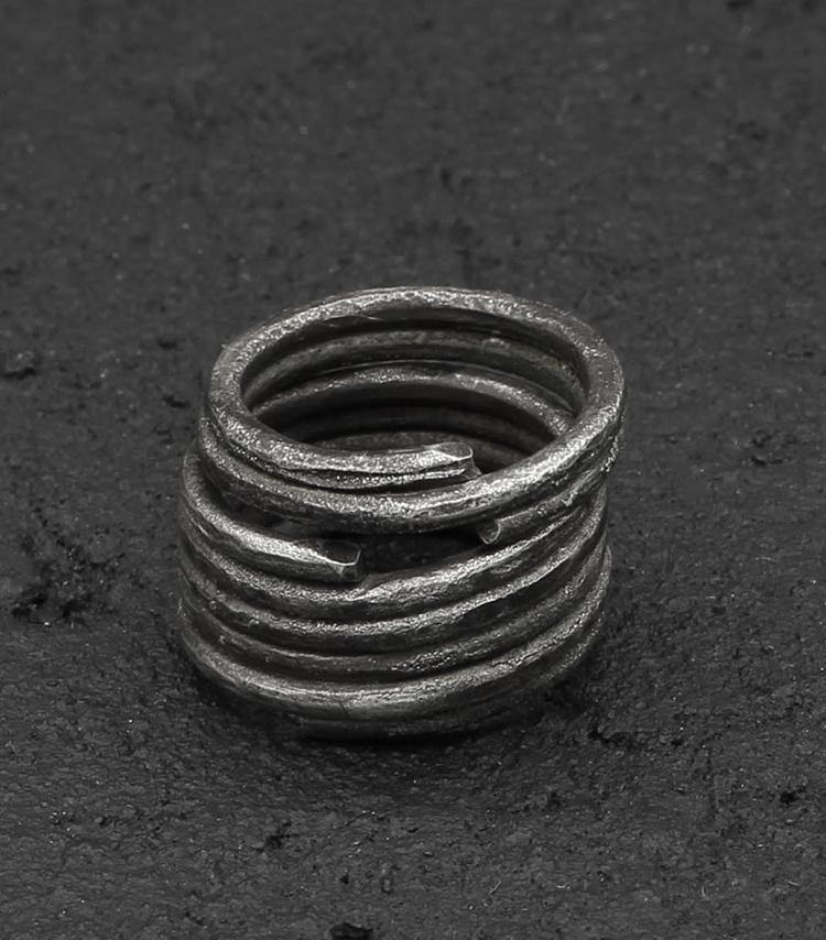 Helix Ring - Sofia Lorena Perelson - Image 4